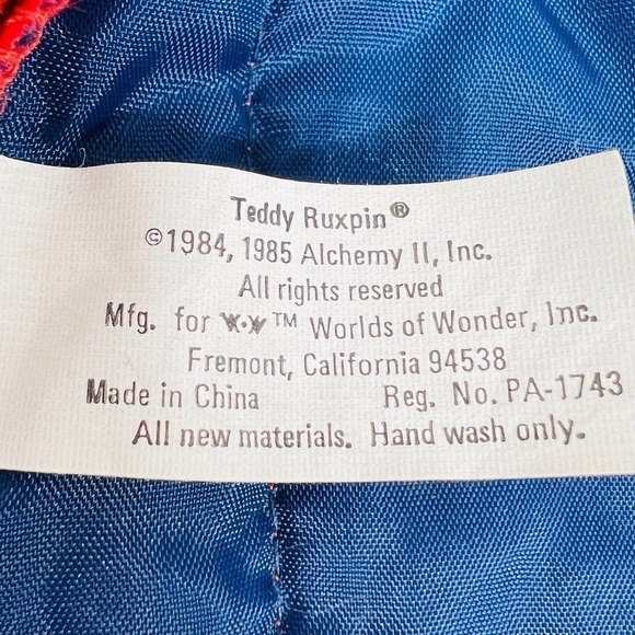 Vintage Teddy Ruxpin Hiking Vest Cherry Red Fleece - Picture 4 of 4